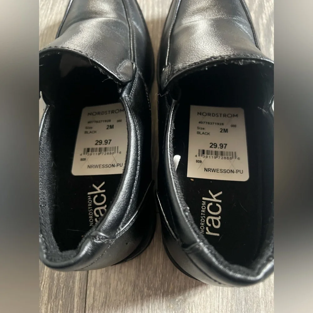 Nordstrom Rack Kids’ Wesson Classic Black Slip-On Loafer Dress Shoes. Size 2